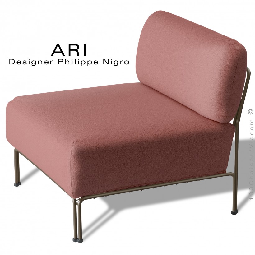 Salon d'extérieur ou module banquette multiple ARI, structure acier peint marron, assise et dossier coussin couleur rose.