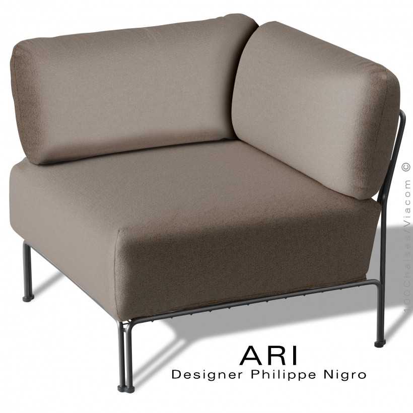 Salon d'extérieur ou module d'angle banquette ARI, structure acier peint noir, assise coussin, couleur gris tourterelle.