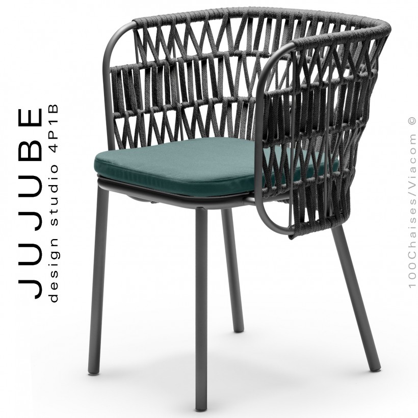 Fauteuil confort pour terrasse extérieur JUJUBE, structure acier peint anthracite avec coussin bleu, tressé corde noir.