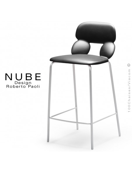 Tabouret de cuisine design NUBE, piétement acier peint blanc avec repose pieds, assise coque plastique souple noir.