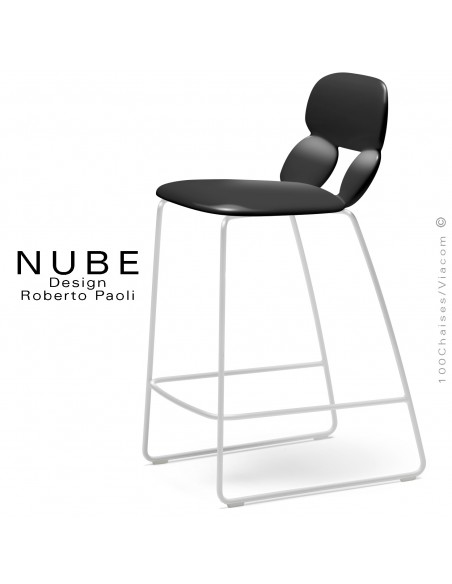 Tabouret de cuisine design NUBE, piétement luge acier peint blanc avec repose pieds, assise coque plastique noir.