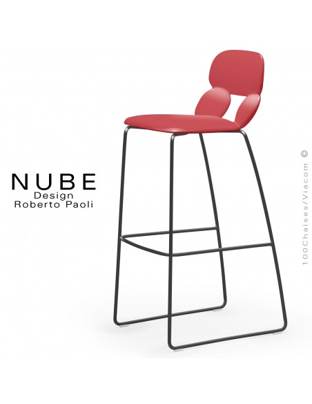 Tabouret de bar ou domestique design NUBE, piétement luge peint noir, assise coque plastique souple rouge.