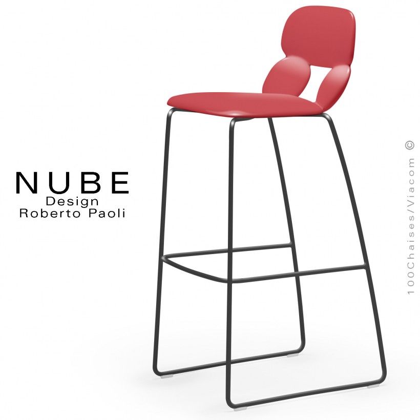 Tabouret de bar ou domestique design NUBE, piétement luge peint noir, assise coque plastique souple rouge.