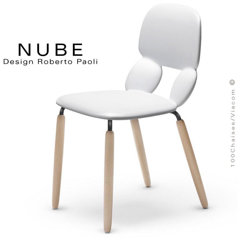 Chaise pour collectivité ou domestique NUBE, piétement noir et bois vernis naturel, assise plastique souple couleur blanche.