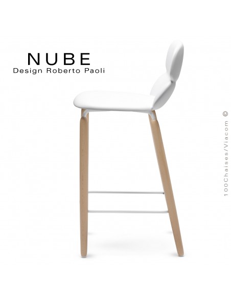 Tabouret de cuisine design NUBE, piétement bois vernis naturel et structure blanche avec repose pieds, assise plastique blanc