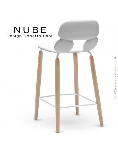 Tabouret de cuisine design NUBE, piétement bois vernis naturel et structure blanche avec repose pieds, assise plastique blanc