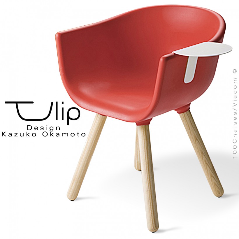 Fauteuil chic et tendance design TULIPE-SMALL coque plastique souple effet "Peached" rouge, piétement bois massif de Frêne.