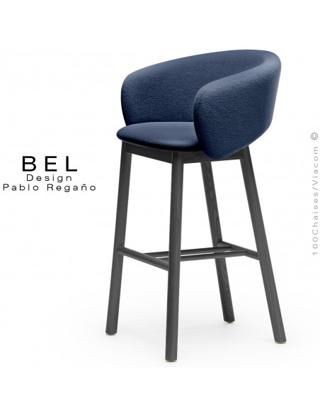 Tabouret de bar confort design BEL, piétement bois massif de Frêne teinté noir, assise et dossier tissu bouclé bleu marine.