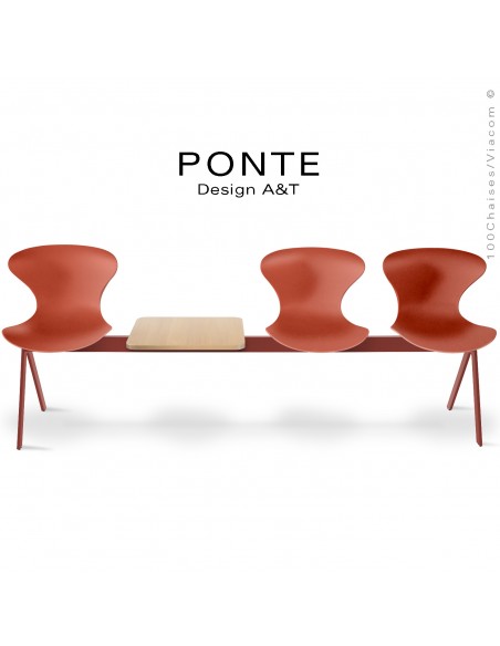 Banc ou assise sur poutre PONTE, 3 places avec tablette porte revue. Piétement peint rouge, assise coque couleur brique.