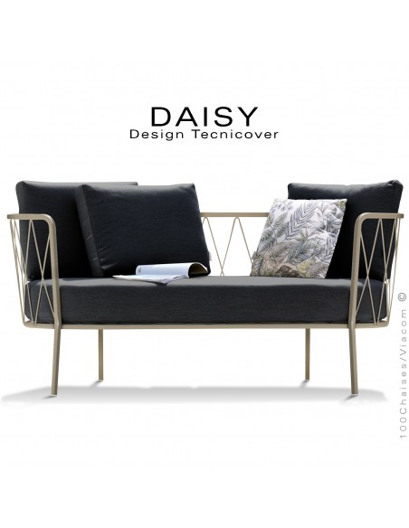 Salon de jardin, canapé lounge DAISY, structure acier peint beige, assise dossier trois coussins noir.