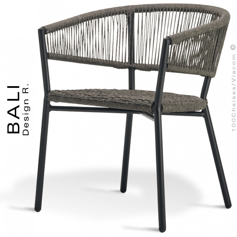 Fauteuil pour extérieur BALI, structure aluminium peint anthracite, assise et dossier corde tressée marine.