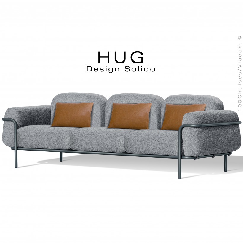 Canapé d'extérieur HUG, structure acier peint anthracite, assise 6 coussins habillage tissu argent avec accoudoirs +3 coussins.