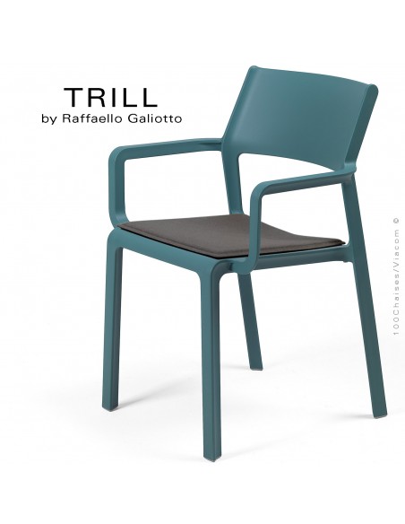 Fauteuil design TRILL, structure 4 pieds avec accoudoirs, assise plastique couleur bleu avec coussin d'assise Graphite.