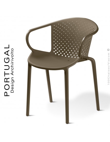 Fauteuil design plastique dossier micro perforé PORTUGAL, structure couleur marron, avec accoudoirs, empilable.