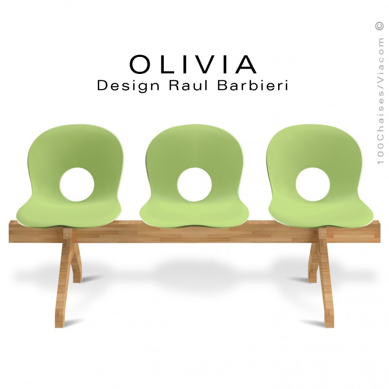 Banc design OLIVIA, piétement bois, assise 3 places coque plastique couleur verte pâle.