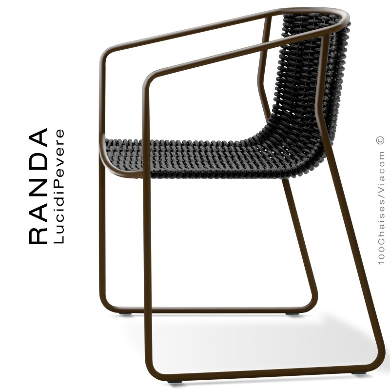 Fauteuil RANDA, structure acier peint marron, assise et dossier tressage corde unie noir