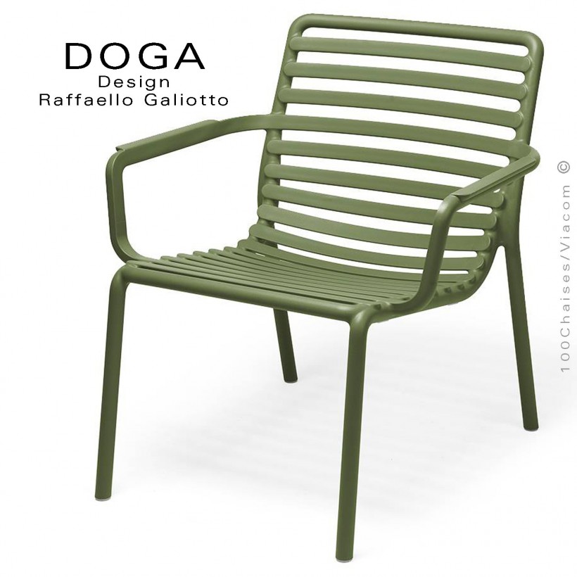 Fauteuil lounge design DOGA relax, structure et assise plastique monobloc couleur vert agave.