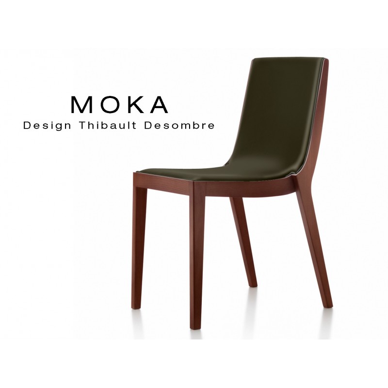 Chaise design MOKA en bois, vernis acajou, assise rembourrée, capitonnée cuir chocolat.