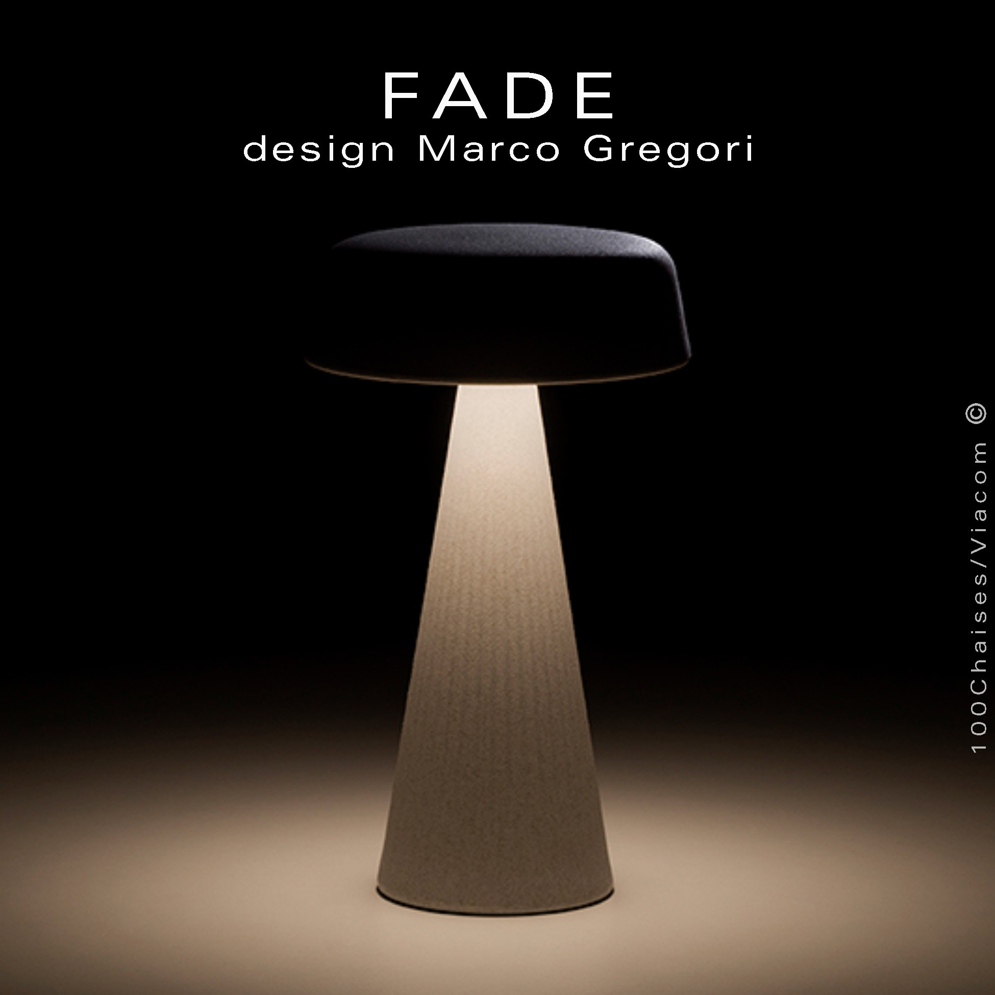 Lampe de table FADE-22, structure plastique nervurée couleur, éclairage par  LED.